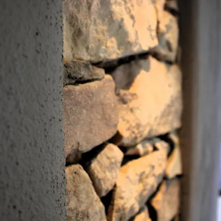 Pantone Ultra Apartmán Dossenheim